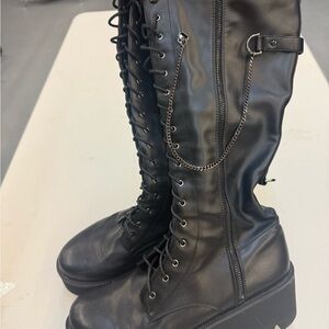 Black Lace-Up Women's Boots